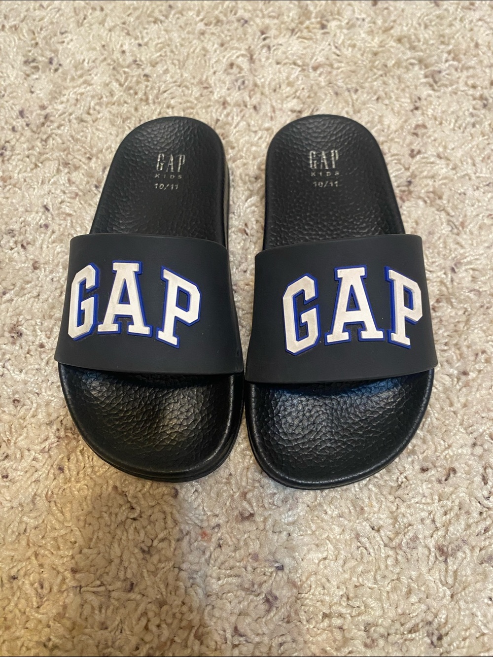 GAP Black Slides Toddler size 10/11 EUC